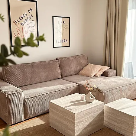 Stylish Oasis Near Frankfurt With Sunny Roof Terrace, 1 Bedroom 아파트 *