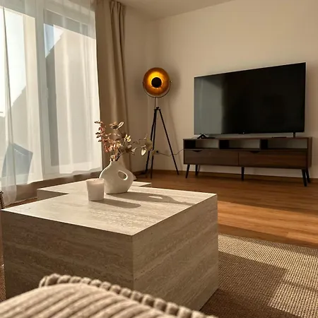 Stylish Oasis Near Frankfurt With Sunny Roof Terrace, 1 Bedroom 아파트