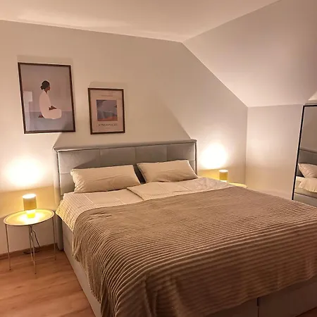 Stylish Oasis Near Frankfurt With Sunny Roof Terrace, 1 Bedroom Bickenbach (Hessen)