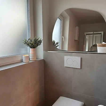 Stylish Oasis Near Frankfurt With Sunny Roof Terrace, 1 Bedroom * Bickenbach (Hessen)