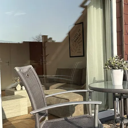 아파트 Stylish Oasis Near Frankfurt With Sunny Roof Terrace, 1 Bedroom *