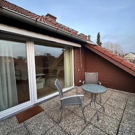 Stylish Oasis Near Frankfurt With Sunny Roof Terrace, 1 Bedroom Bickenbach (Hessen)